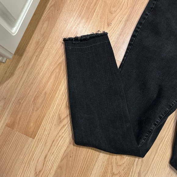 William Rast Sculpted High Rise Jeans Size  18W - Picture 3 of 15